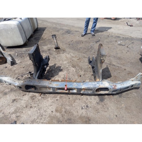 Усилитель бампера Mersedes Actros 792528 в сборе с кронштейнами передних рессор (084)