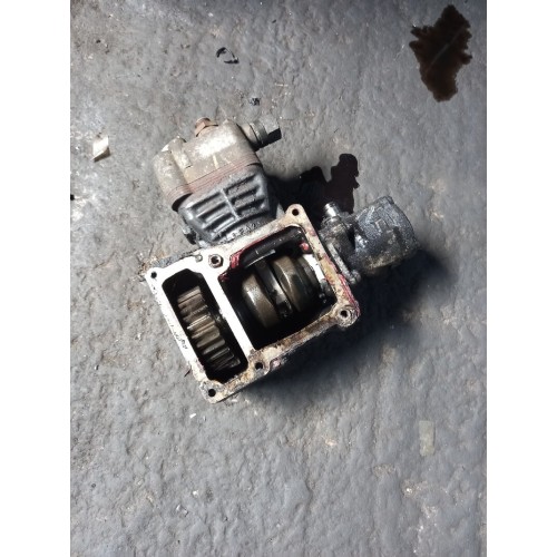 Компрессор воздушный MAN TGA D2066 TGS TGX (в сборе с насосом Гура) (295)-2