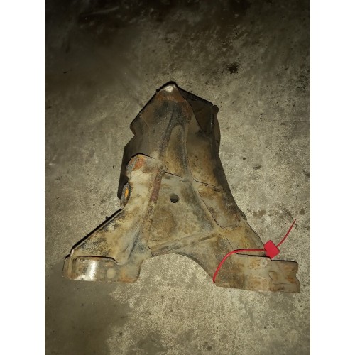 Кронштейн бампера Scania LH (638)-2