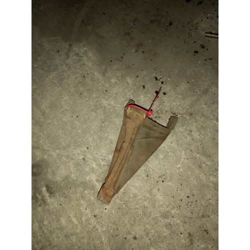 Кронштейн генератора Scania 3 (599)