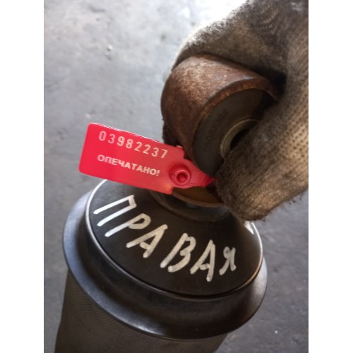 Подушка под кабину DAF 106 задняя RH (237)-2