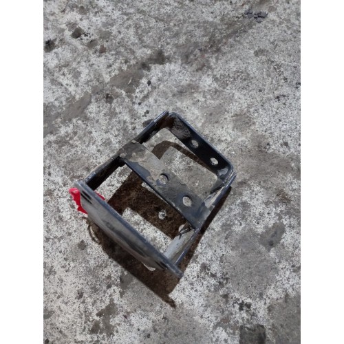 Кронштейн звукового сигнала Scania (916)-2