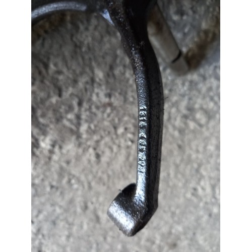 Вилка КПП ZF (731)-1