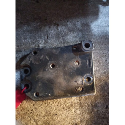 Проставка клапана EGR (ЕГР) Scania (648)-1