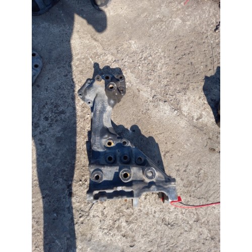 Кронштейн буксировочного пальца Scania R380LA 037255 LH (827)