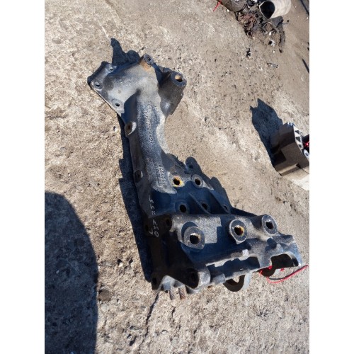 Кронштейн буксировочного пальца Scania R380LA 037255 LH (827)-1