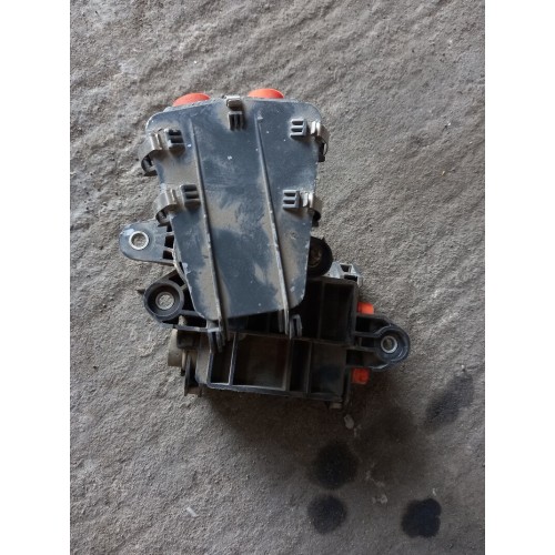 Коробка распределительная Mercedes (824)