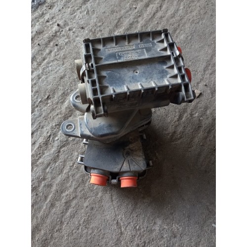 Коробка распределительная Mercedes (824)-2