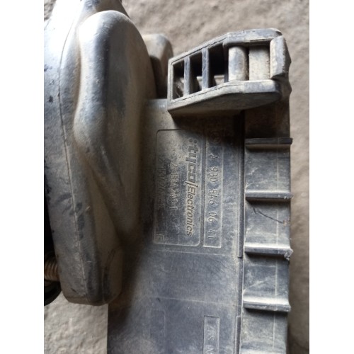 Коробка распределительная Mercedes (824)-3