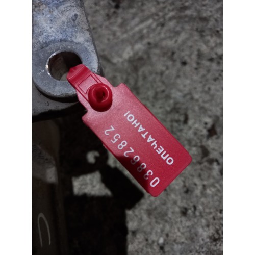 Кронштейн задней подушки кабины Scania (852)-1