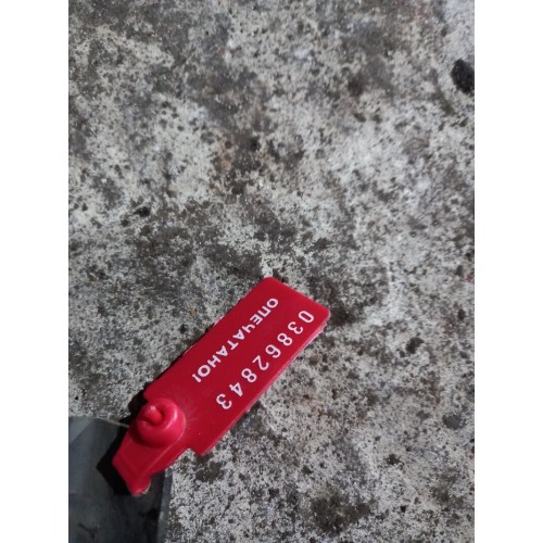 Кронштейн упора капота Scania (843)-1