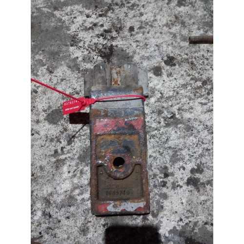 Кронштейн крепления переднего стабилизатора Scania (747)