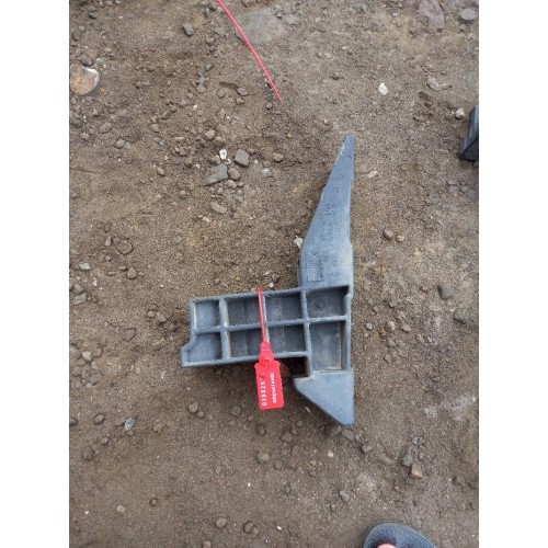 Кронштейн корпуса воздушного фильтра Renault Premium DXI460 049062 (613)