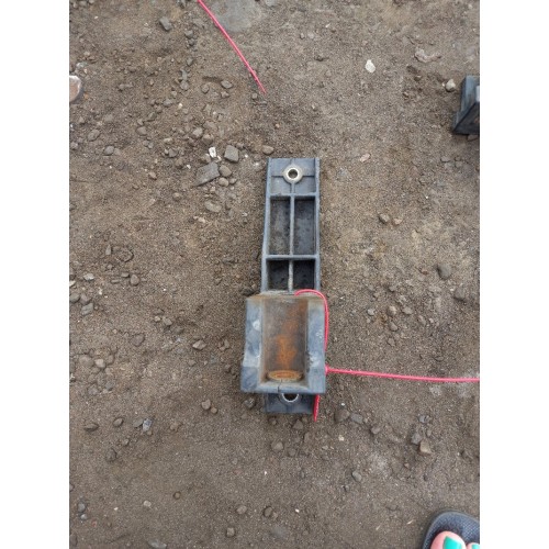 Кронштейн корпуса воздушного фильтра Renault Premium DXI460 049062 (613)-1