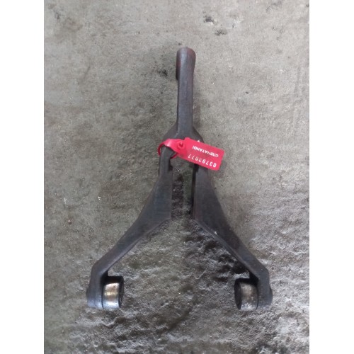 Вилка сцепления Scania (077)-1