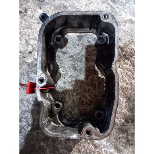 Проставка клапанной крышки Scania (960)-2