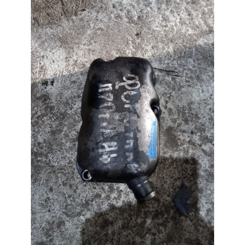 Крышка клапанная Scania с отводом (985)