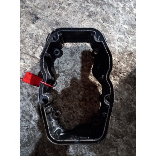 Проставка клапанной крышки Scania (483)-2