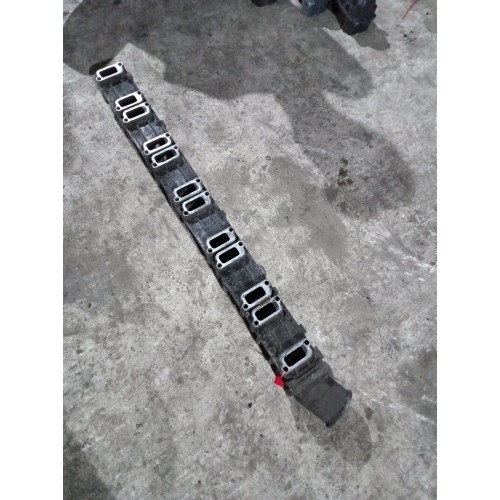 Коллектор впускной Scania-4 в сборе (443)-3