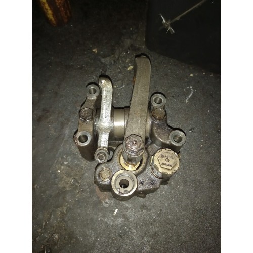 Ось коромысел DAF 105 в сборе (с рокерами и горняком) (702)*