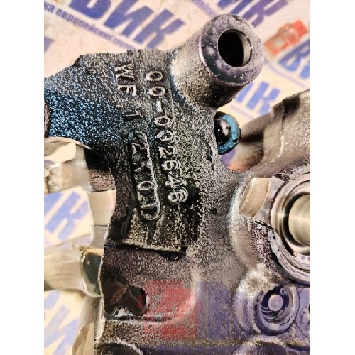 Ось коромысел DAF 105 в сборе (с рокерами и горняком) (702)*-8