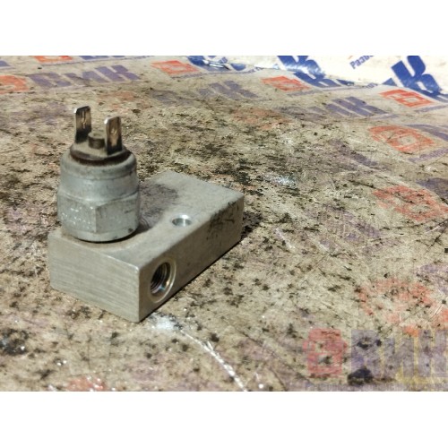 Датчик давления воздуха DAF CF 85/95/105 в сборе с корпусом (683)*-1