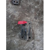 Кронштейн торсиона кабины Iveco Stralis RH (952)