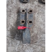 Кронштейн торсиона кабины Iveco Stralis LH (480)