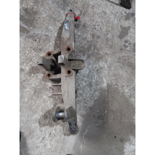 Кронштейн пневмоподушек Iveco stralis RH (885)-1