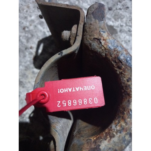 Скоба крепления кронштейна подножки Iveco (852)-2