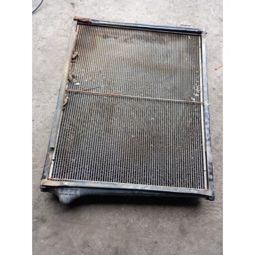 Радиатор основной Scania P114 548650 деф. (795) -3