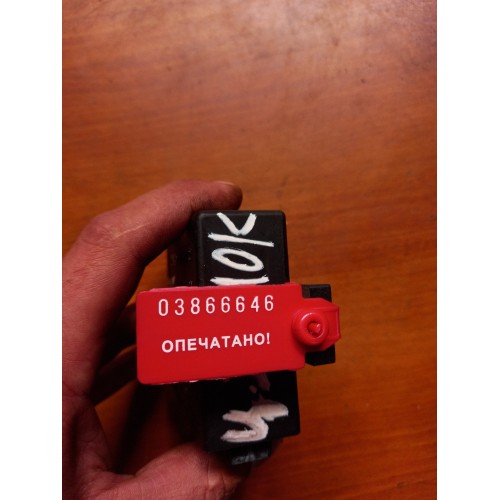 Блок VDO DAF 95 CF-85 10 (управления центральным замком) (646)-1