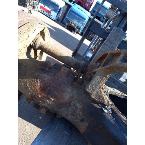 Корпус заднего моста (чулок) Scania P114 548650 в сборе со ступицами, бар-ми, тормоз. мех-м (641) -4