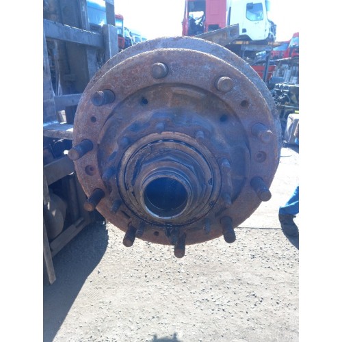 Корпус заднего моста (чулок) Scania P114 548650 в сборе со ступицами, бар-ми, тормоз. мех-м (641) -2