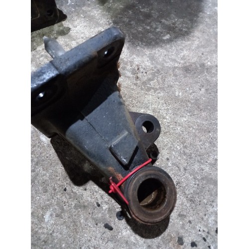 Кронштейн торсиона кабины Renault Magnum DXI RH (610)-1