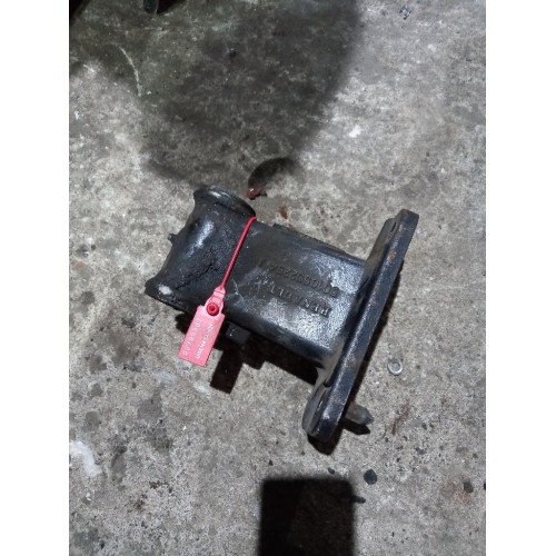 Кронштейн торсиона кабины Renault Magnum DXI RH (907)