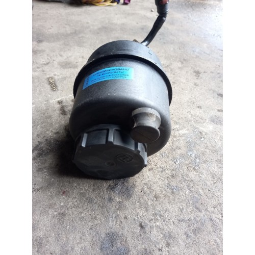 Бачок ГУРа Renault T-Seria со шлангом (559) -1