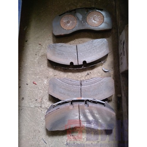 Колодка тормозная (дисковый тормоз)*