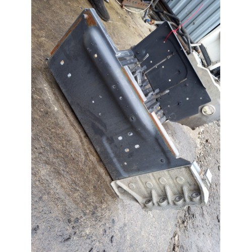 Ящик АКБ Renault TS (608)-2