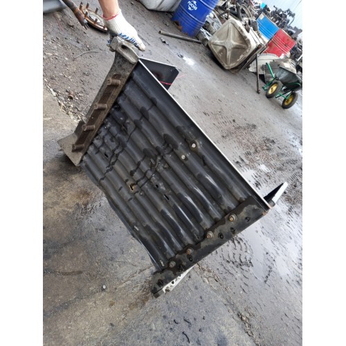 Ящик АКБ Renault TS (608)-1