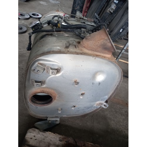 Глушитель Renault T-Seria в сборе с форсунками, датчиками и проводкой (211) -1