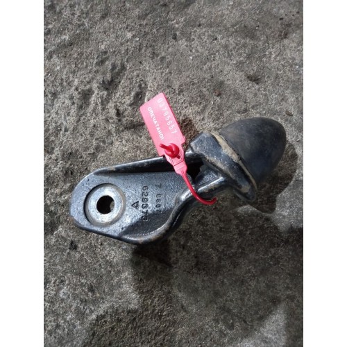 Отбойник кабины Renault Magnum DXI RH (657)