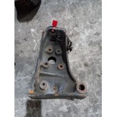 Кронштейн торсиона кабины Renault Premium DCI LH (676)