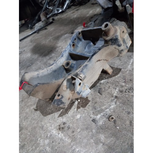 Кронштейн торсиона кабины Renault Premium DCI RH (677)-3