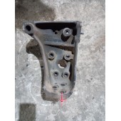 Кронштейн торсиона кабины Renault Premium DCI LH (678)