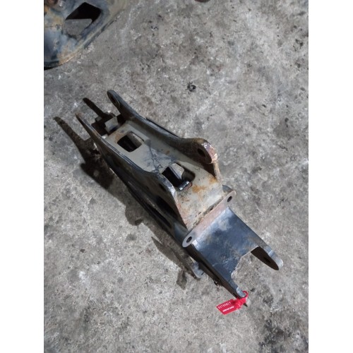 Кронштейн крепления торсиона кабины Renault Magnum MACK (003)-1