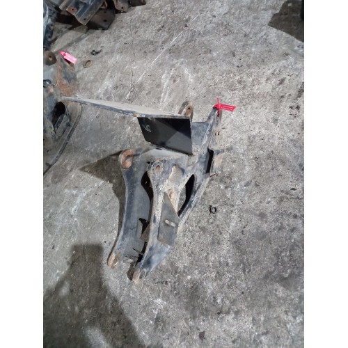 Кронштейн крепления торсиона кабины Renault Magnum MACK (004)-1