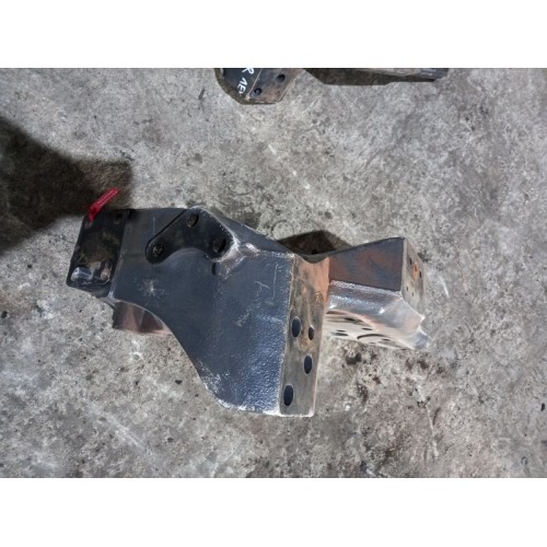 Кронштейн крепления торсиона кабины Renault Premium DXI RH (680)-1