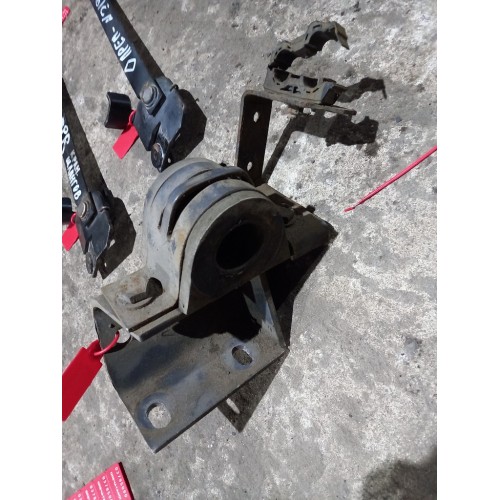 Кронштейн радиатора Renault Magnum MACK (058)-1