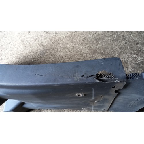 Крыло переднее Renault T RH деф. (034)-5